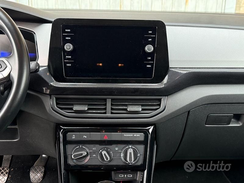 Usata VW T-Cross Style 110 CV (80 kW) 2024 Nero SUV