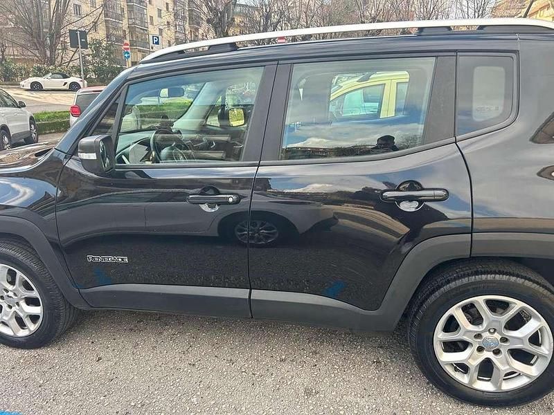Usata Jeep Renegade Limited 140 CV (102 kW) 2015 Nero SUV