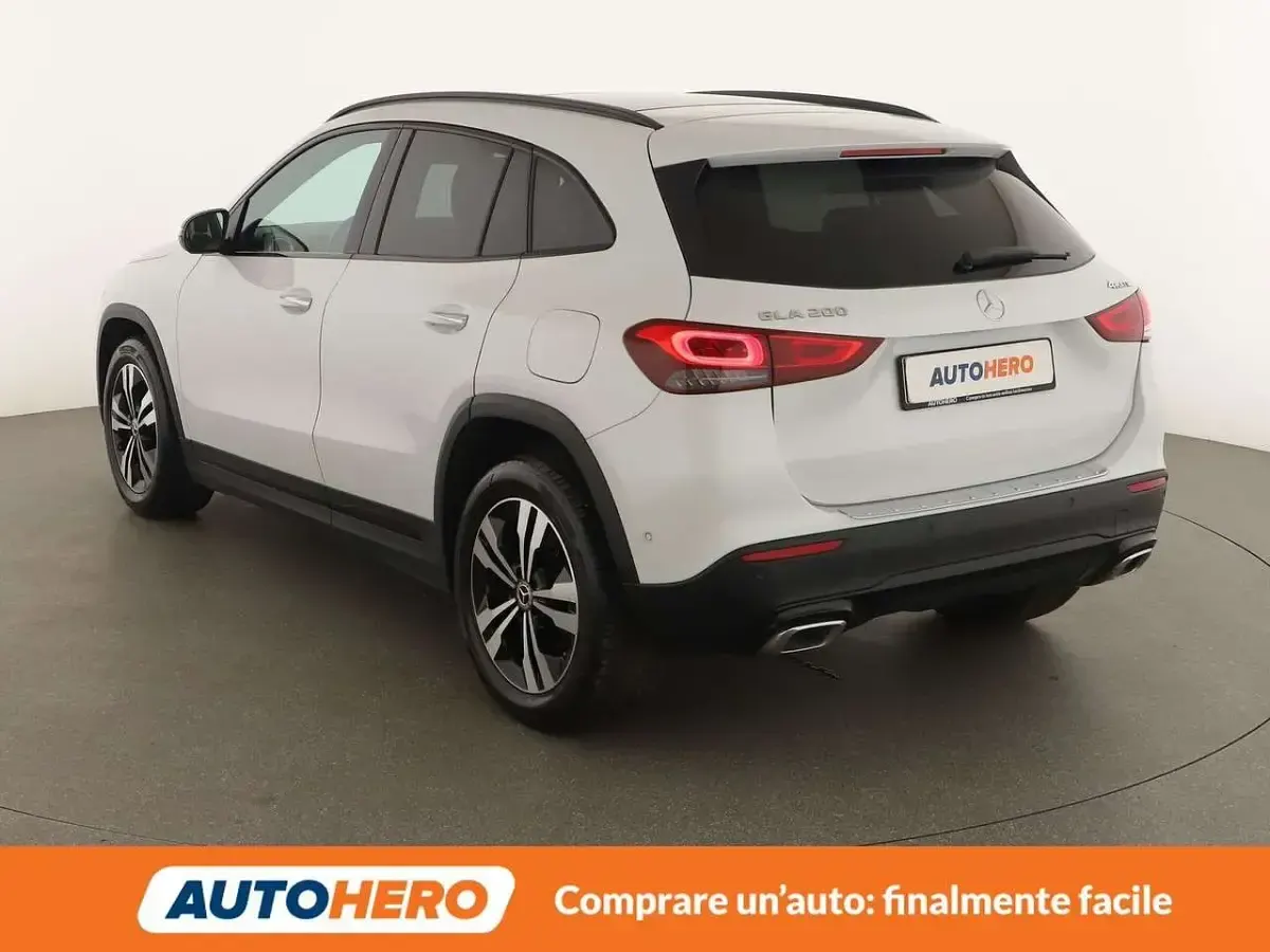 Usata Mercedes GLA200 Progressive 163 CV (119 kW) 2023 Bianco SUV