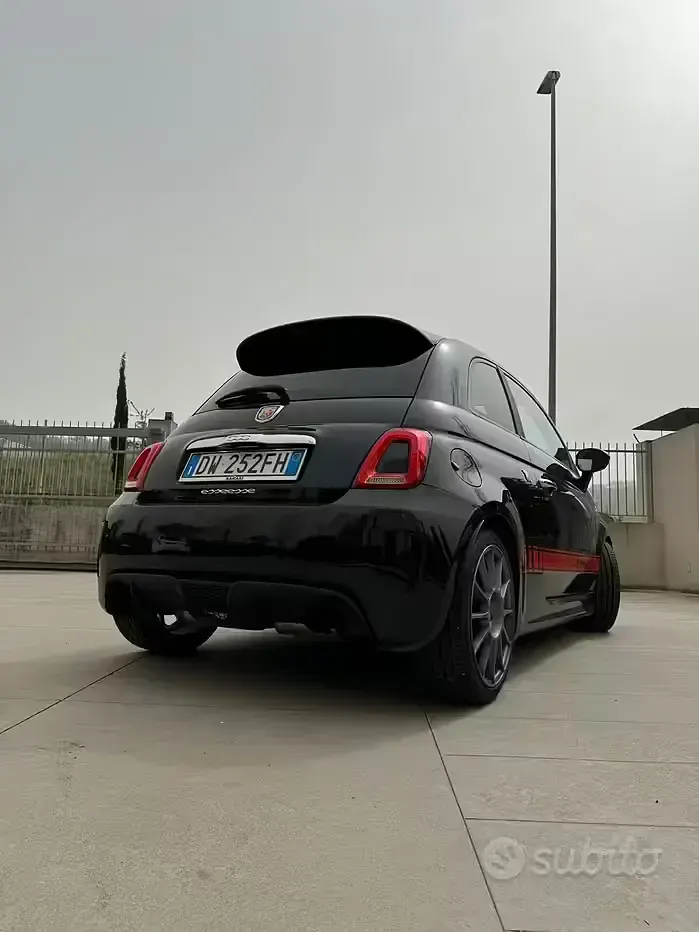 Usata Abarth 500 135 CV (99 kW) 2009 Utilitaria