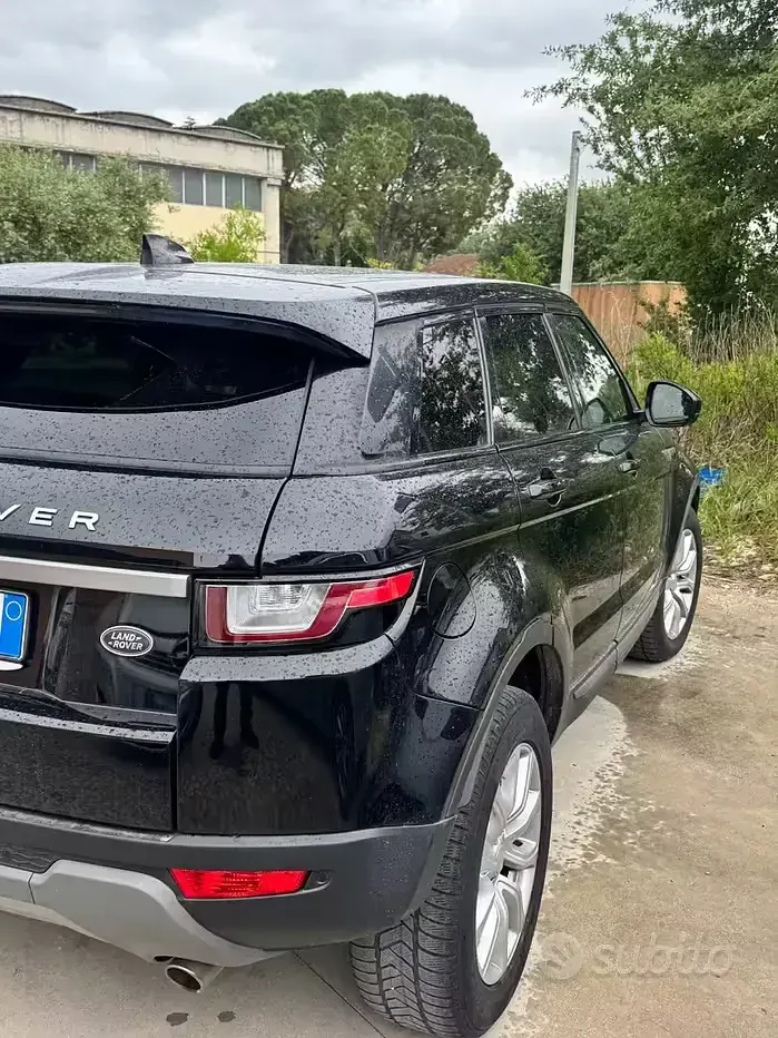 Usata Land Rover Range Rover evoque Pure 150 CV (110 kW) 2018 Nero Station wagon