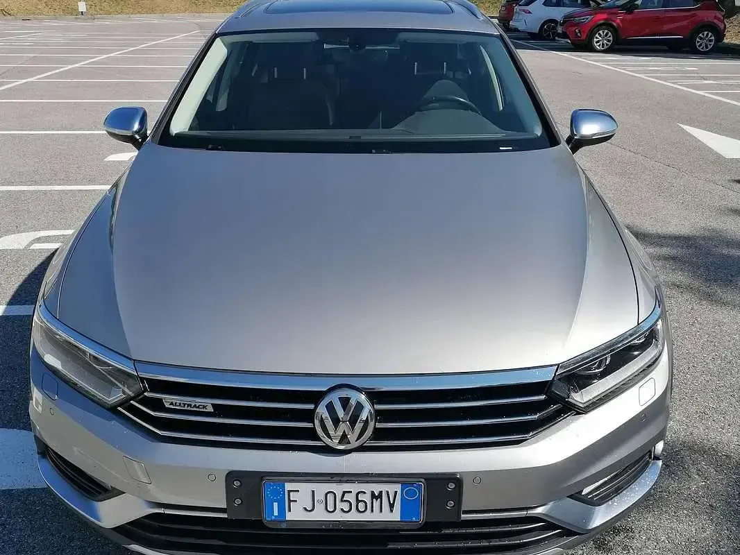 Usata VW Passat Alltrack 190 CV (139 kW) 2017 Argento Station wagon