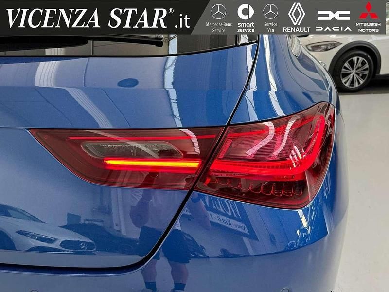 Usata Mercedes CLA220 Premium 190 CV (139 kW) 2023 Blu Berlina