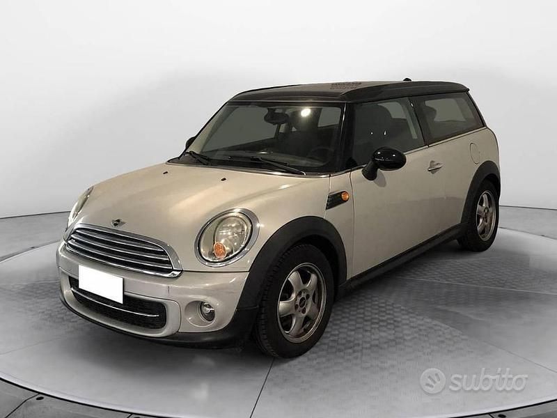 Grigio Usata 2010 Mini Cooper D Clubman Station wagon | 6900 € (Cara) - Immagine 1/4