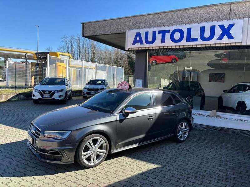 Grigio scuro Usata 2016 Audi S3 Exclusive Tre volumi | 24.990 € (Ottimo prezzo) - Immagine 1/4