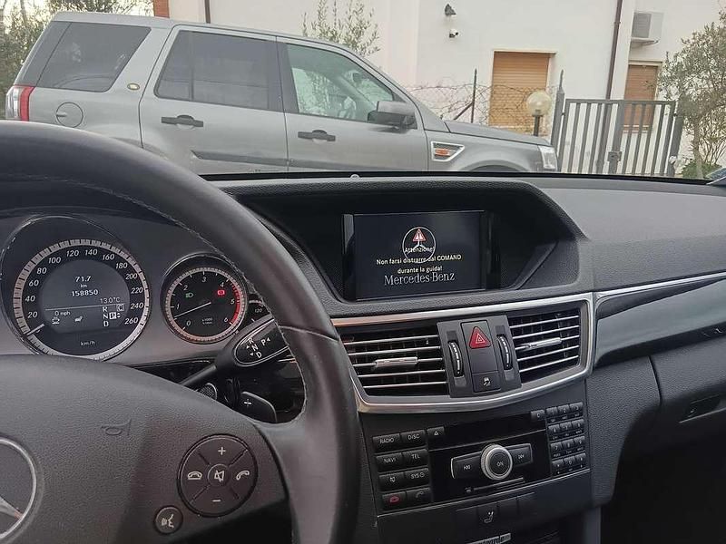 Usata Mercedes E350 Avantgarde 231 CV (169 kW) 2009 Argento Berlina