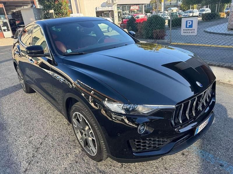 Usata Maserati Levante GranLusso 250 CV (183 kW) 2018 Nero SUV