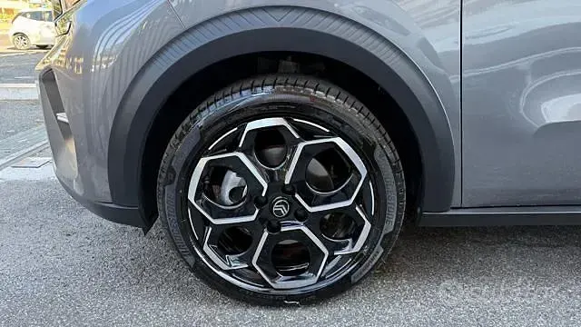 Usata Citroën C3 PureTech 101 CV (74 kW) 2025 Grigio scuro metallizzato SUV