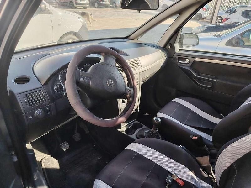 Usata Opel Meriva Cosmo 101 CV (74 kW) 2007 Other Monovolume