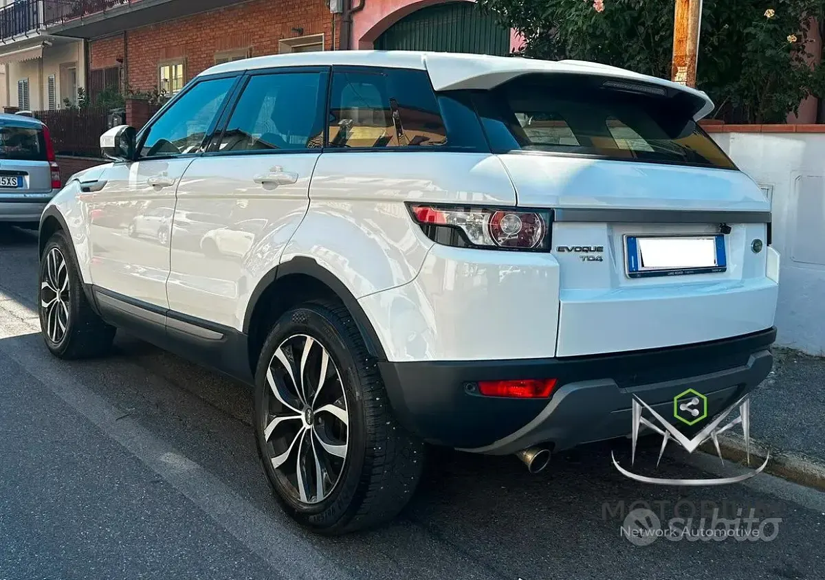 Usata Land Rover Range Rover evoque Prestige 150 CV (110 kW) 2014 Bianco SUV