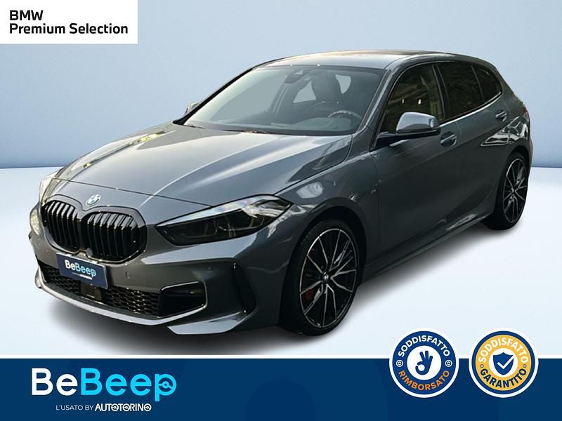 Grigio metallizzato Usata 2023 BMW 118 M Sport Due volumi | 29.900 € (Buon prezzo) - Immagine 1/3