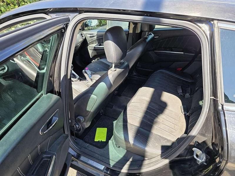 Usata Lancia Delta 120 CV (88 kW) 2008 Utilitaria