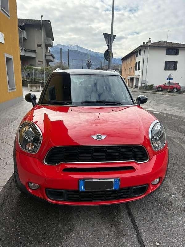 Usata Mini Cooper SD Countryman 143 CV (105 kW) 2012 Rosso SUV