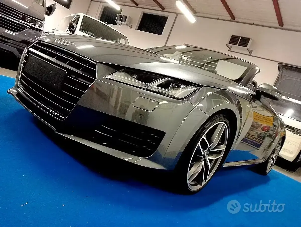 Usata Audi TT Roadster S-Line 180 CV (132 kW) 2016 Grigio daytona met Cabrio