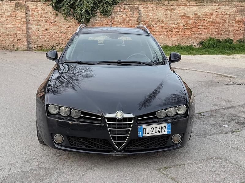 Usata Alfa Romeo 159 Distinctive 150 CV (110 kW) 2007 Nero Station wagon