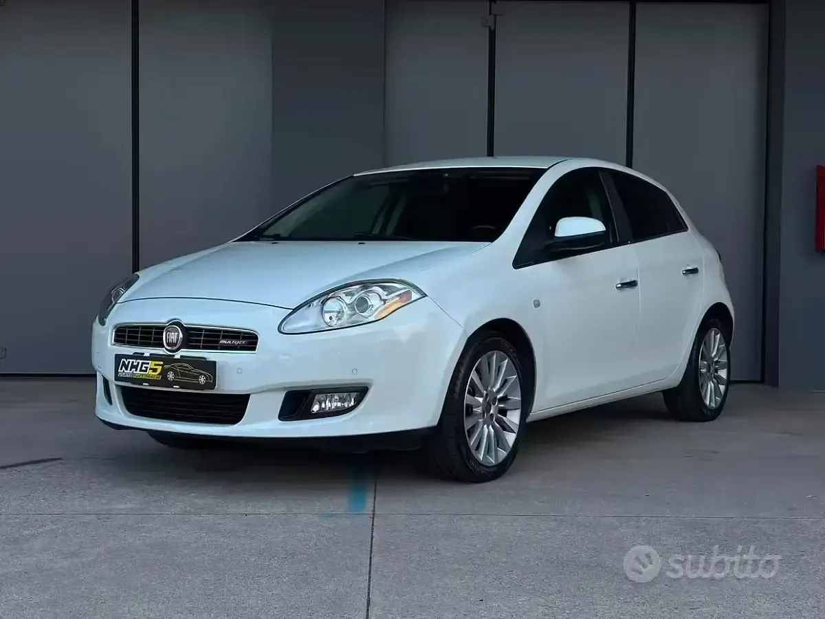 Usata Fiat Bravo Emotion 105 CV (77 kW) 2009 Bianco Utilitaria