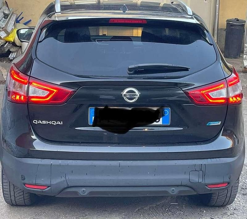 Usata Nissan Qashqai 360º 110 CV (80 kW) 2016 Nero SUV