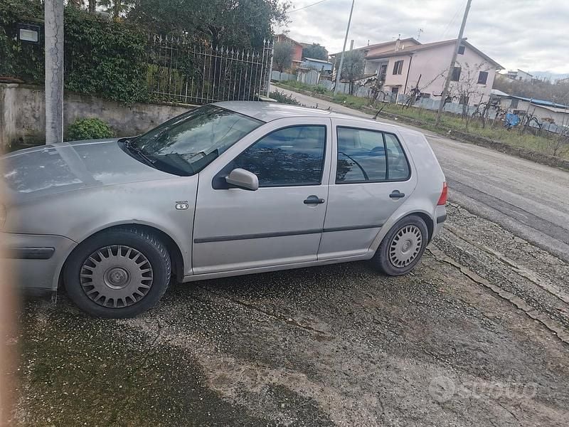 Usata VW Golf III 75 CV (55 kW) 1999 Grigio Berlina
