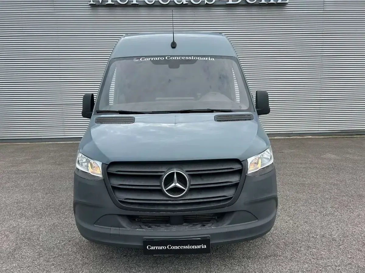 Usata Mercedes Sprinter 143 CV (105 kW) 2019 Grigio selenite Furgone