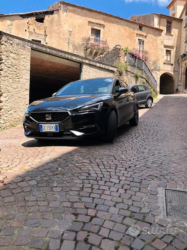 Usata Seat Leon FR 150 CV (110 kW) 2021 Nero Berlina