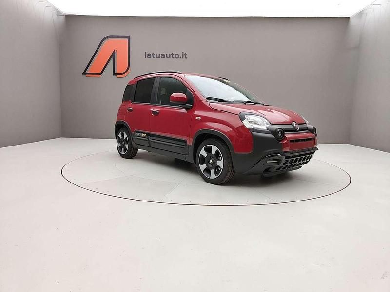 Usata Fiat Panda Cross Cross 69 CV (50 kW) 2025 Rosso passione Utilitaria