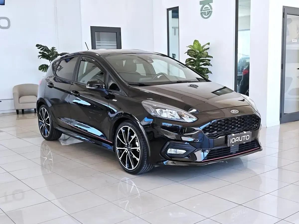 Usata Ford Fiesta ST-Line 125 CV (91 kW) 2021 Nero Utilitaria