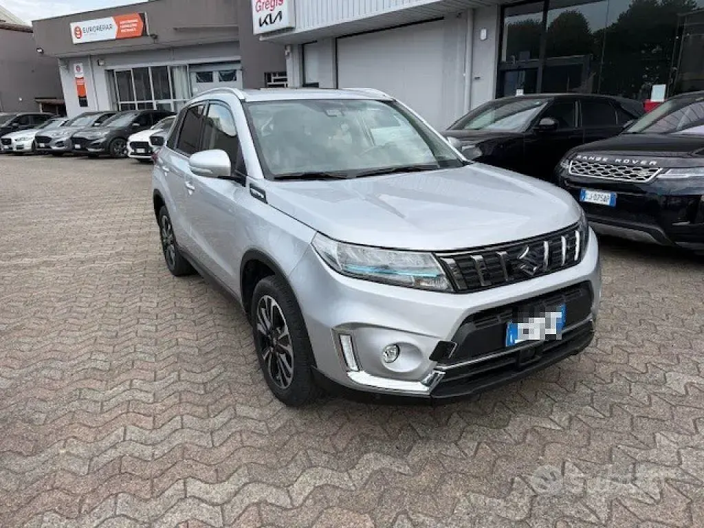 Usata Suzuki Vitara 102 CV (75 kW) 2022 Grigio SUV