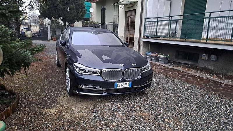 Usata BMW 730 258 CV (189 kW) 2015 Berlina