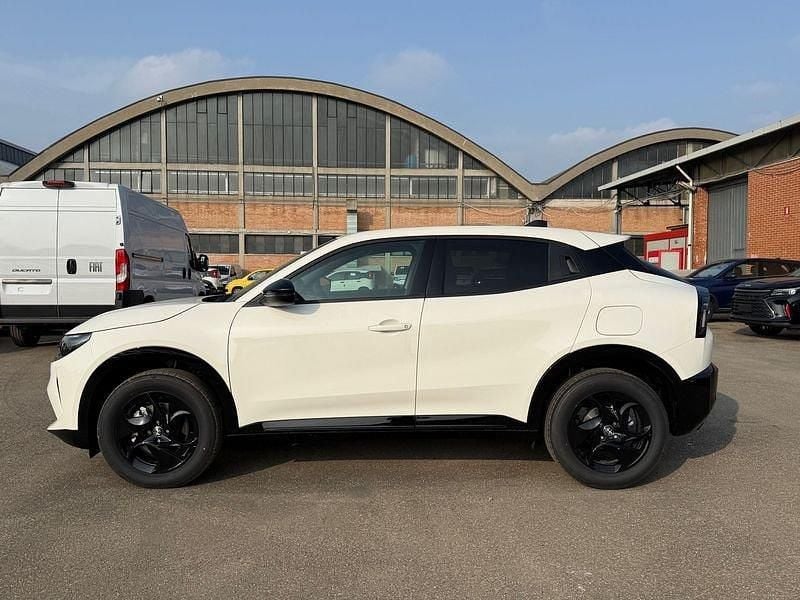 Nuova Alfa Romeo Junior Ti 145 CV (106 kW) 2026 Bianco SUV