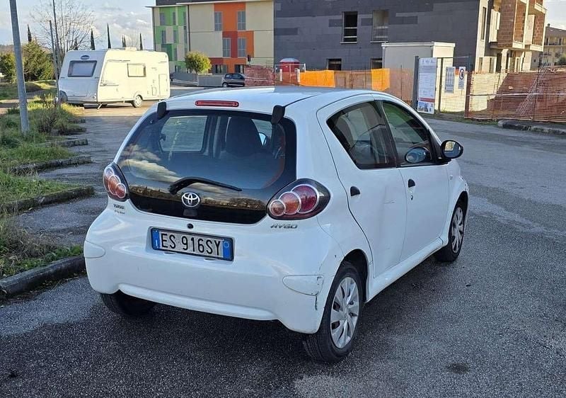 Occasion Toyota Aygo Connect Style 68 ch (50 kW) 2013 Citadine