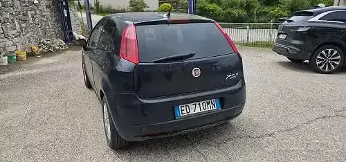 Usata Fiat Grande Punto 75 CV (55 kW) 2010 Blu Utilitaria