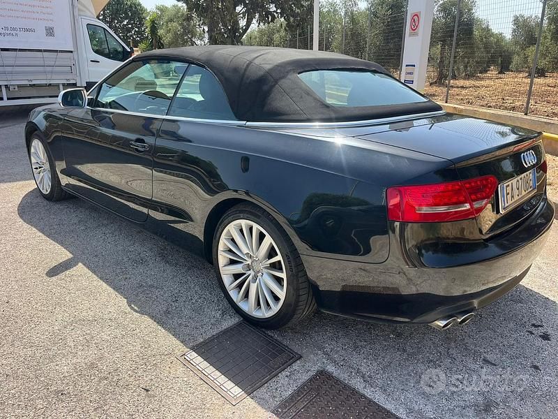 Usata Audi A5 Cabriolet 143 CV (105 kW) 2011 Nero Cabrio