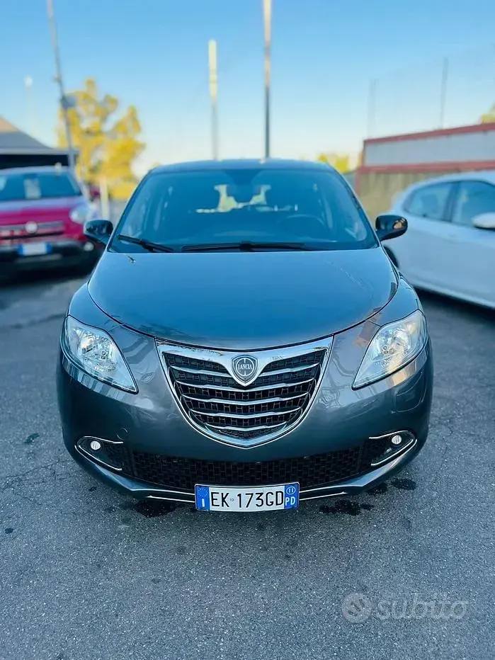 Usata Lancia Ypsilon S 95 CV (69 kW) 2011 Grigio Utilitaria