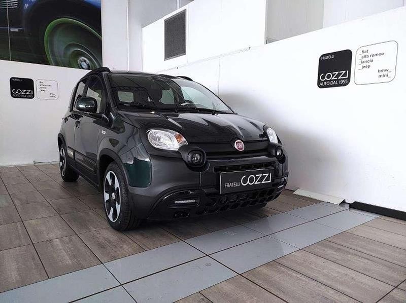 Nuova Fiat Panda Cross Cross 65 CV (47 kW) 2026 Verde Utilitaria