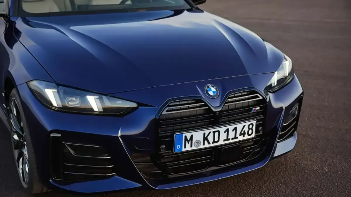 Usata BMW 420 M Sport 184 CV (135 kW) 2024 Argento Berlina