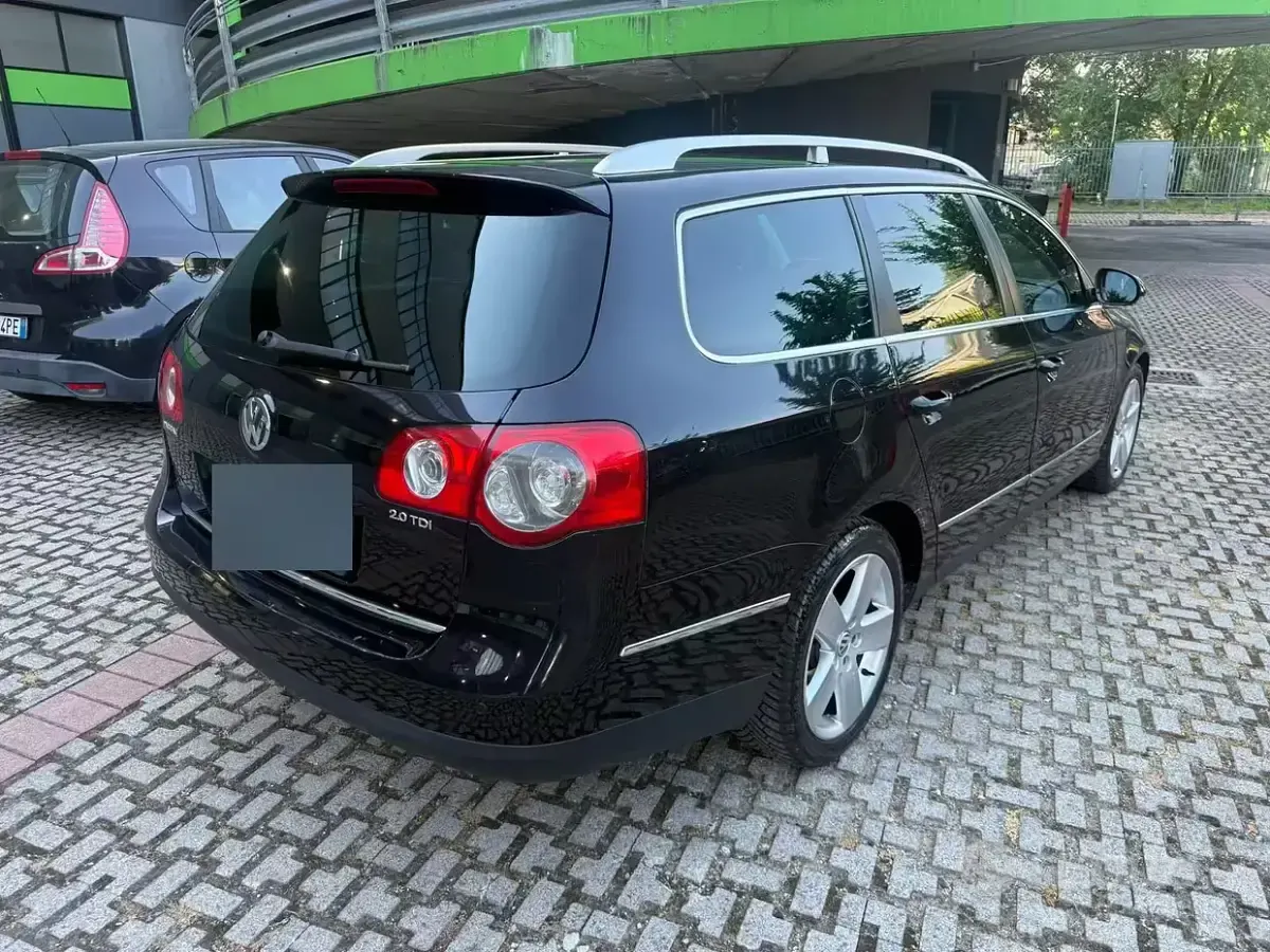 Usata VW Passat 140 CV (102 kW) 2007 Nero Station wagon