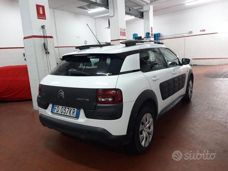 Usata Citroën C4 82 CV (60 kW) 2016 Bianco Berlina