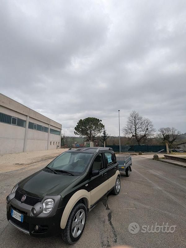 Usata Fiat Panda Cross 95 CV (69 kW) 2008 Verde Utilitaria