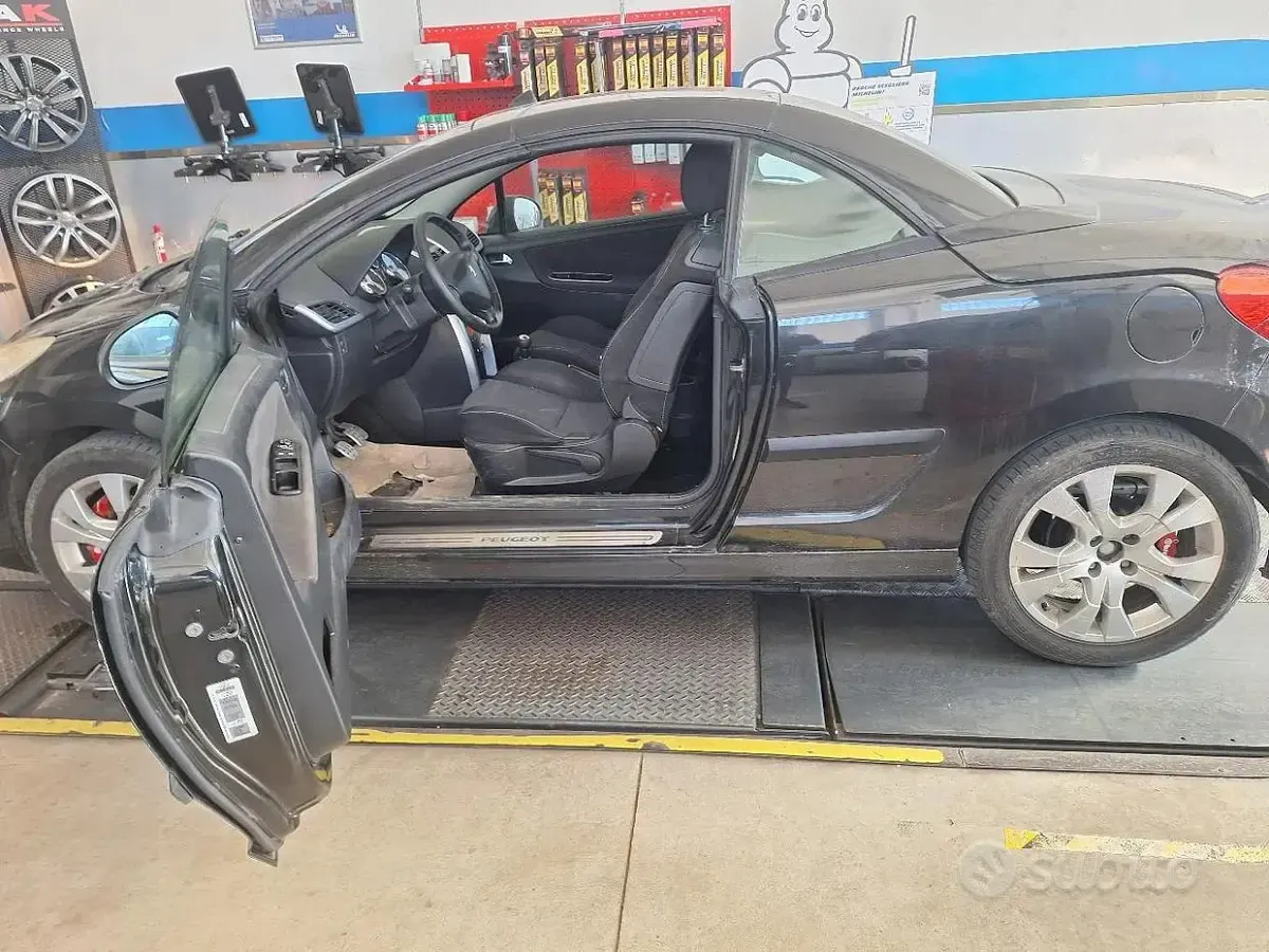 Usata Peugeot 207 2008 Nero Cabrio