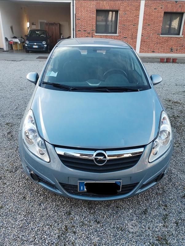Usata Opel Corsa 2008 Grigio Utilitaria
