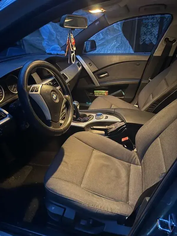 Usata BMW 520 170 CV (125 kW) 2004 Grigio Berlina