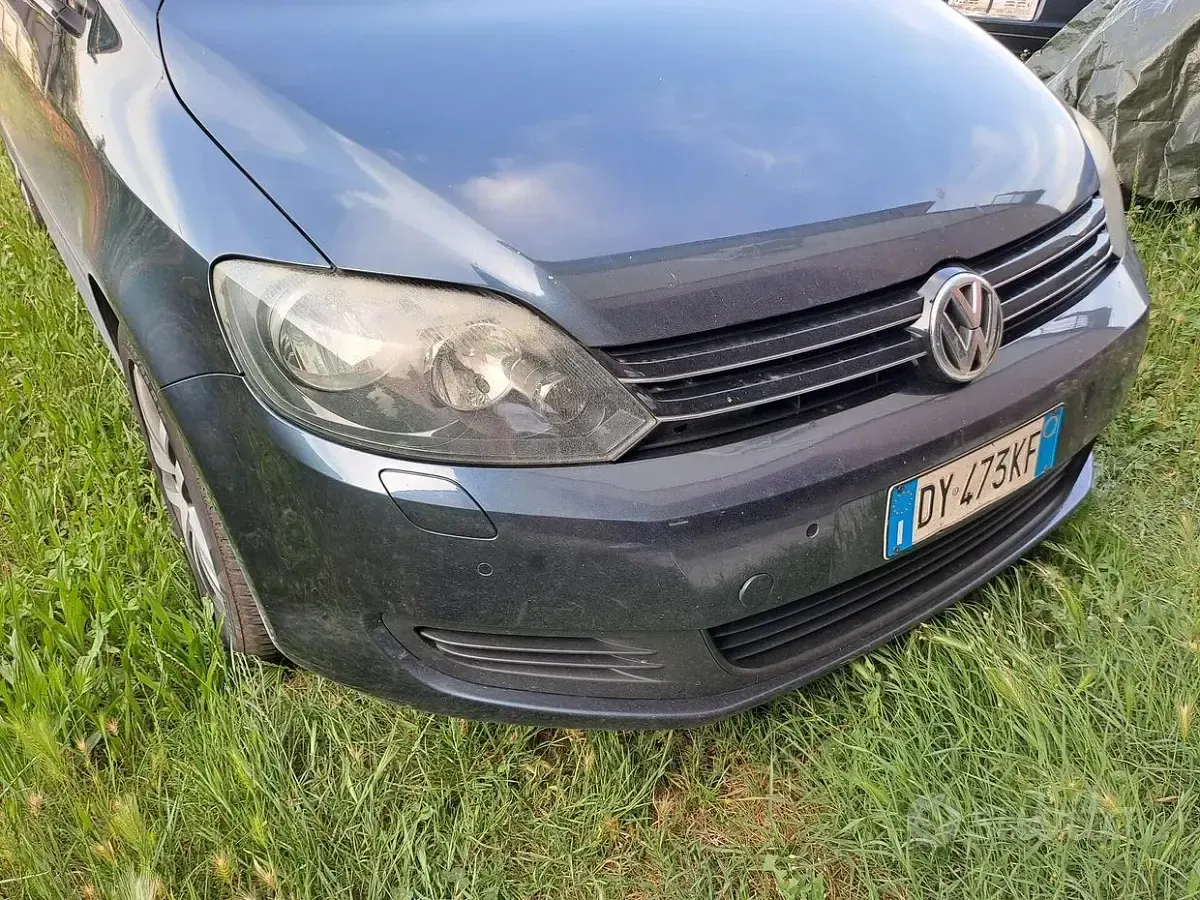 Usata VW Golf Plus Cross 102 CV (75 kW) 2009 Grigio Berlina