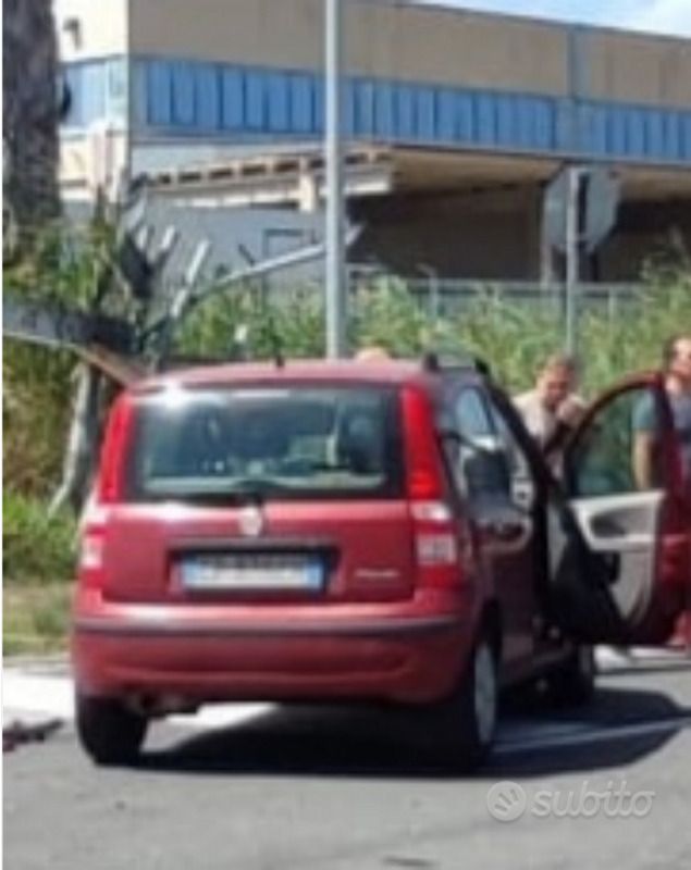 Usata 2004 Fiat Panda Due volumi | 1700 € (Super prezzo) - Immagine 1/3