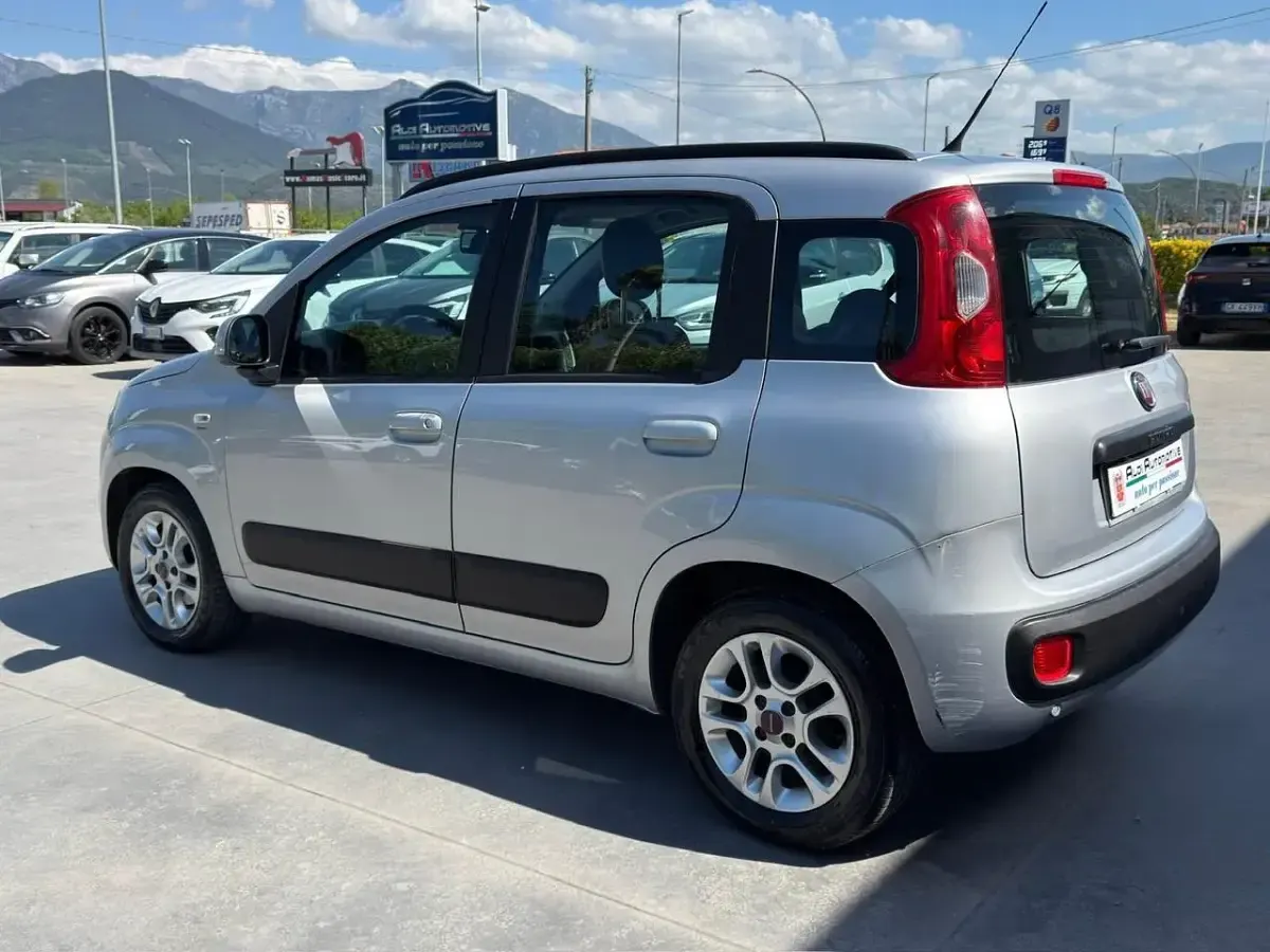 Usata Fiat Panda Lounge 75 CV (55 kW) 2013 Grigio Utilitaria