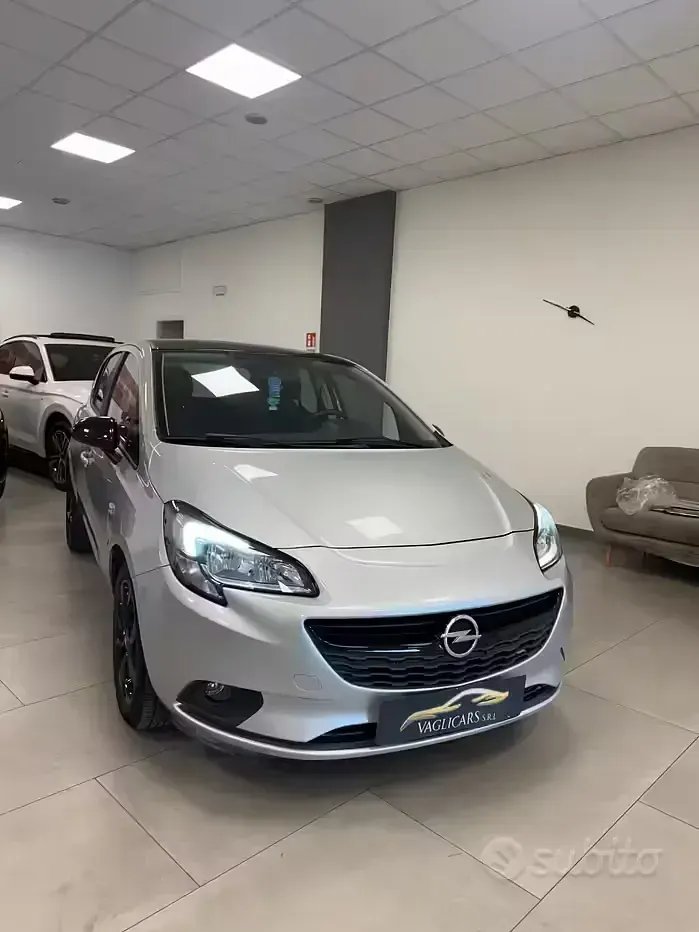 Usata Opel Corsa 69 CV (50 kW) 2017 Grigio Utilitaria