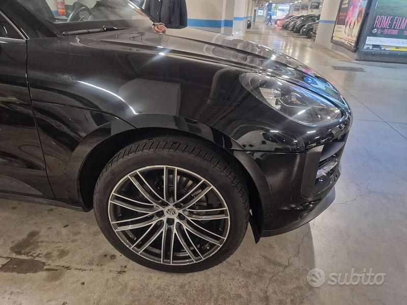 Usata Porsche Macan 265 CV (194 kW) 2021 Nero SUV