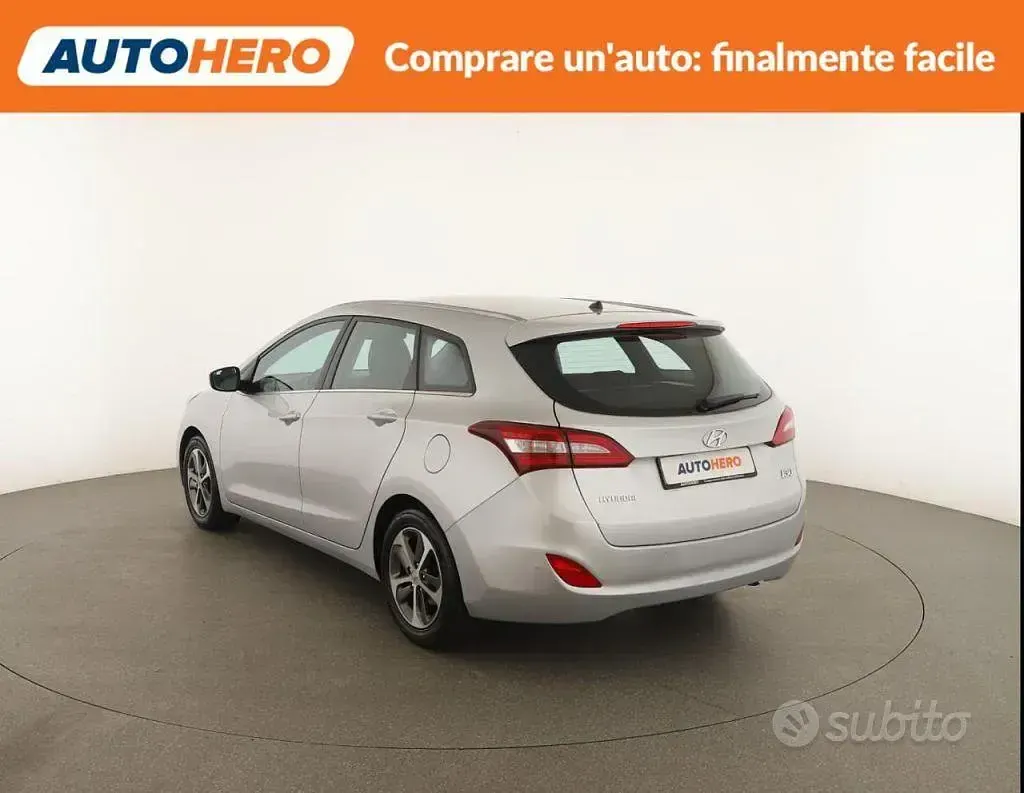 Usata Hyundai i30 110 CV (80 kW) 2015 Grigio Station wagon