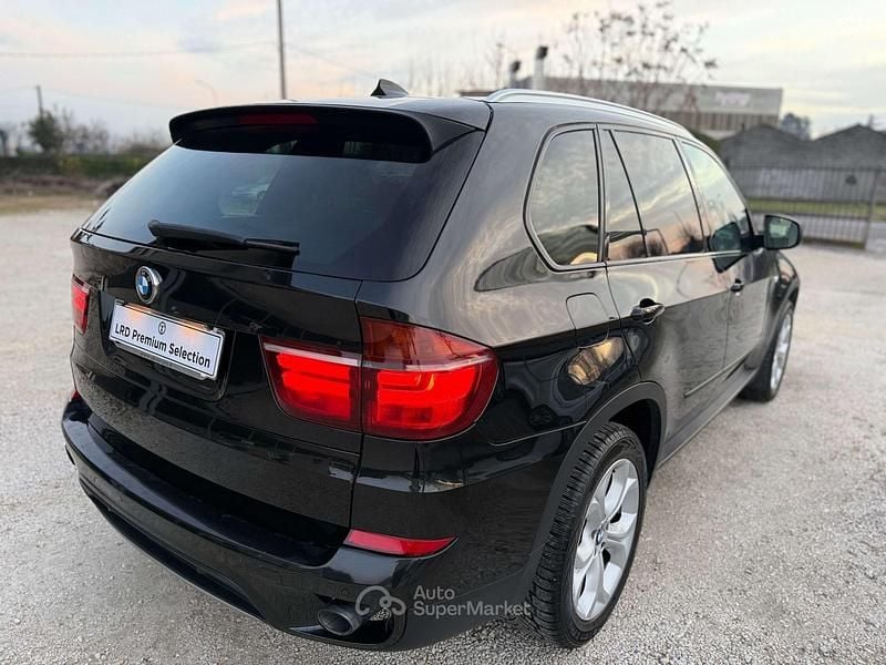 Usata BMW X5 245 CV (180 kW) 2011 Nero SUV