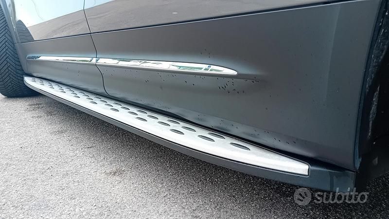 Usata Mercedes GLB200 2020 Grigio SUV
