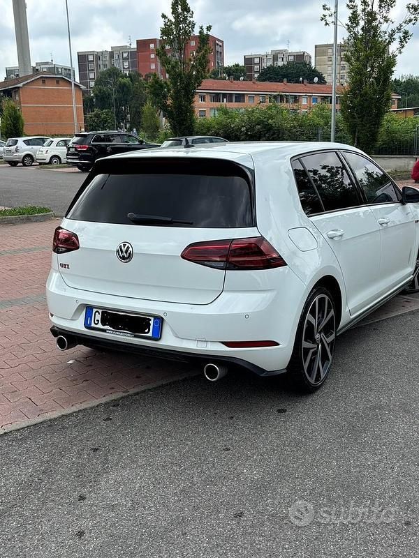 Usata VW Golf VII GTI 245 CV (180 kW) 2019 Bianco Berlina